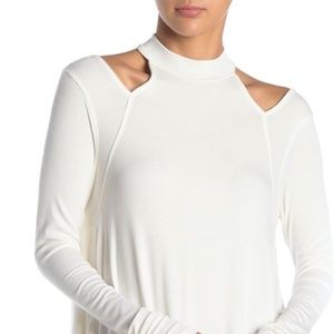❤️Free People Cut Out Top❤️